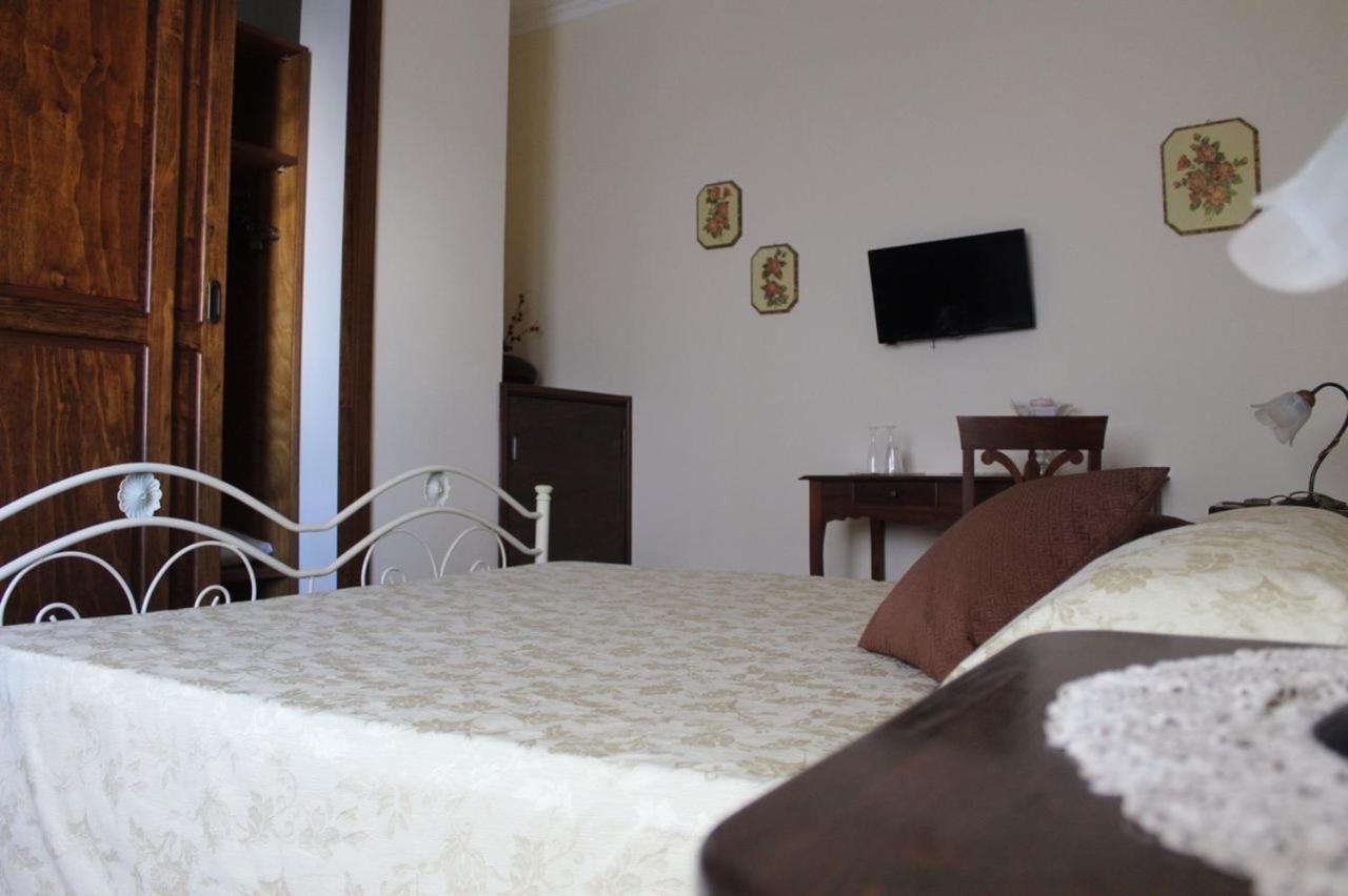 Donna Concetta Casa Vacanze Felline エクステリア 写真