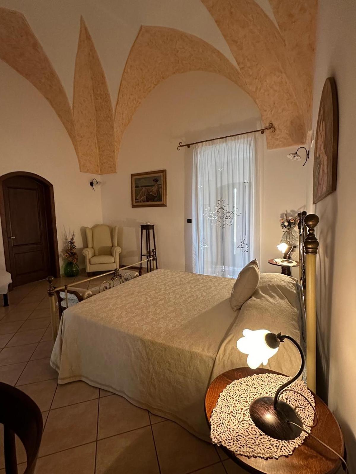 Donna Concetta Casa Vacanze Felline エクステリア 写真