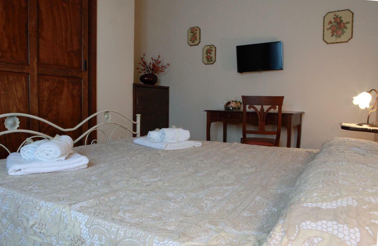 Donna Concetta Casa Vacanze Felline エクステリア 写真