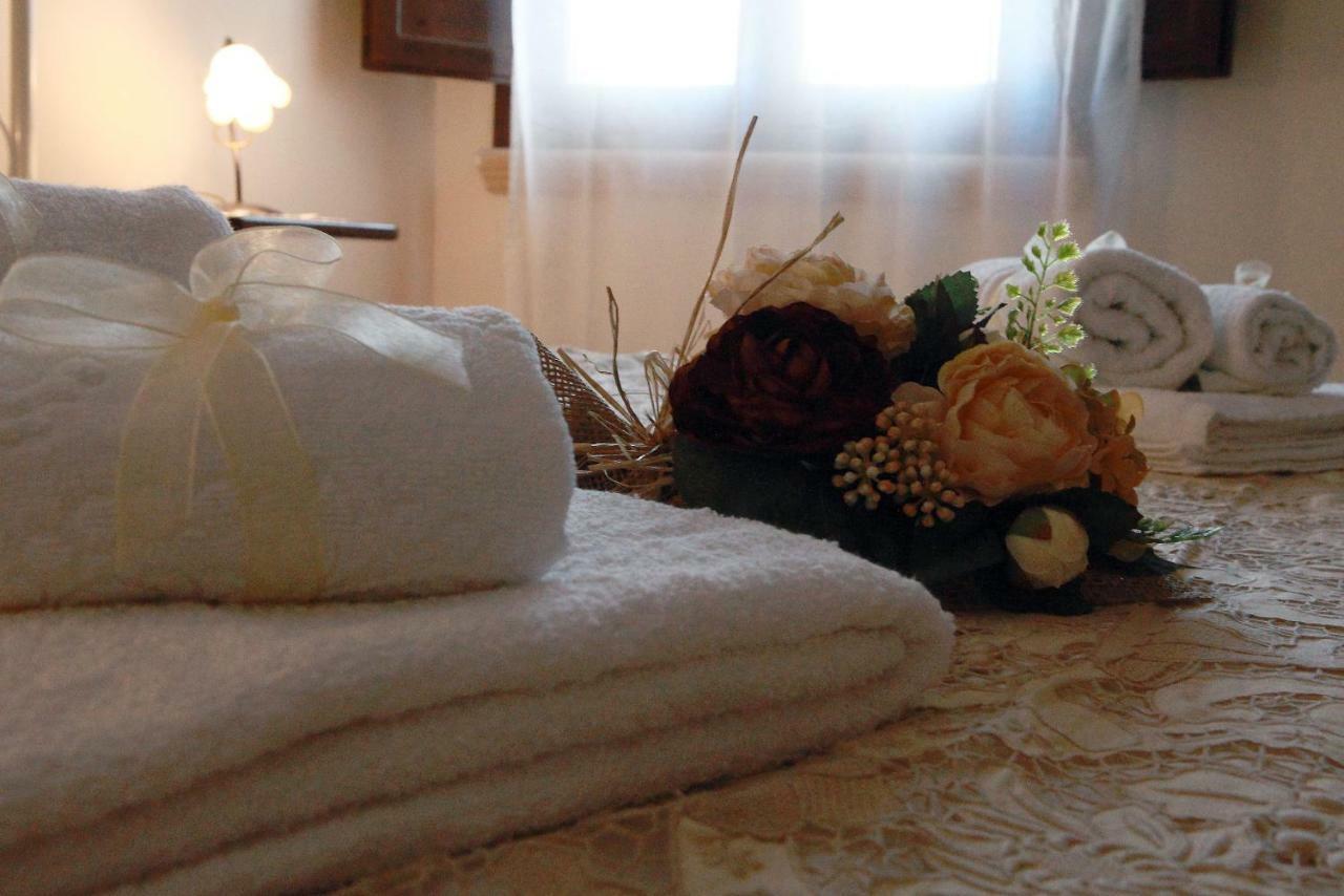 Donna Concetta Casa Vacanze Felline エクステリア 写真